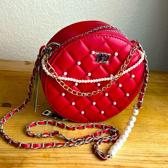 Badgley Mischka Handbags - Badgley Mischka Purse small new with tags